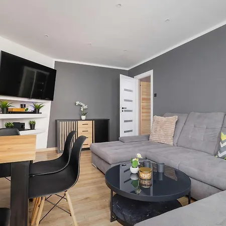 Διαμέρισμα Blue And Family In With Two Bedrooms And Balcony By Renters *