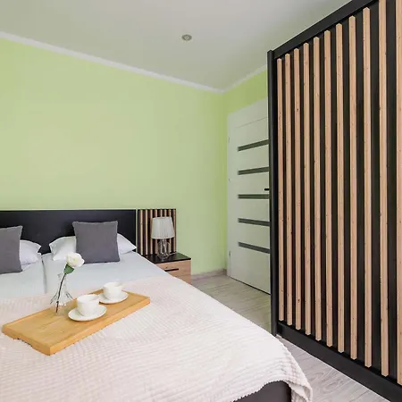 Blue And Family In With Two Bedrooms And Balcony By Renters * Κατοβίτσε